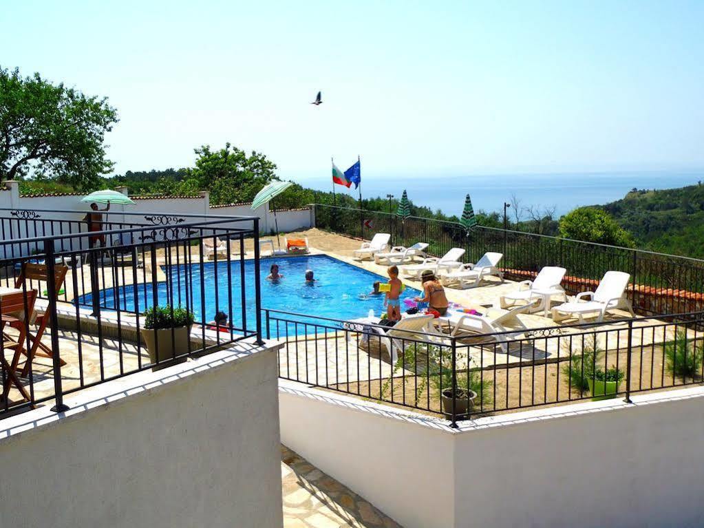 Villa Topola Luaran gambar
